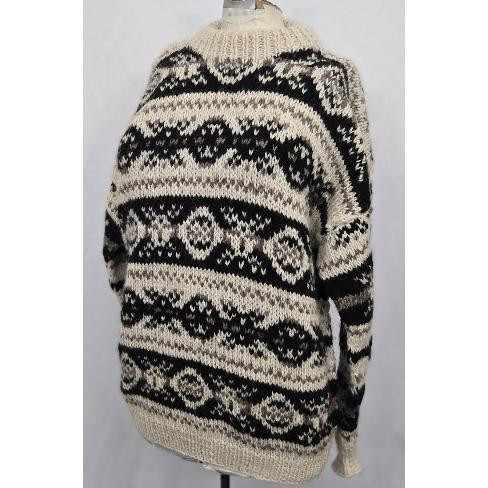 Vintage 100% Wool Fair Isle Sweater Handmade Nepal Size L With Some Use Flaws
